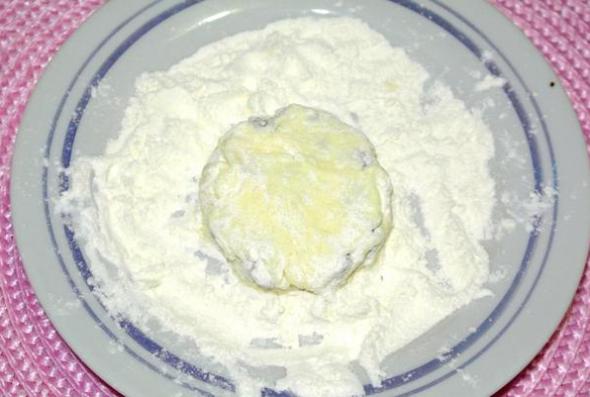 Шаг 3 - формируем сырники