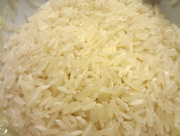 Шаг 5 - промойте рис