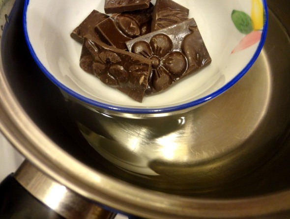 Шаг 1 - растопите шоколад