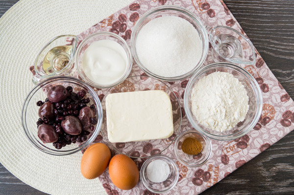 Пирог с ягодами и безе - фото ингредиентов 