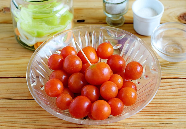 Консервированные помидоры с болгарским перцем - шаг 3