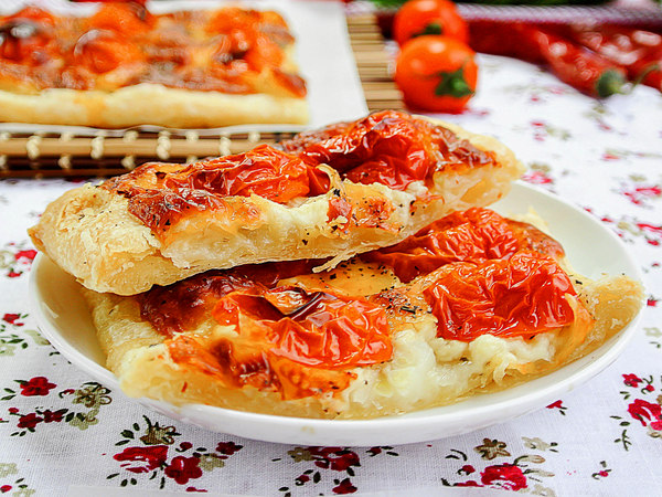  Слоеный пирог с помидорами и сыром - шаг
