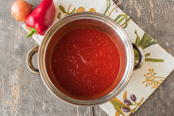  Домашний кетчуп с помидорами, сладким перцем и луком - шаг 5 